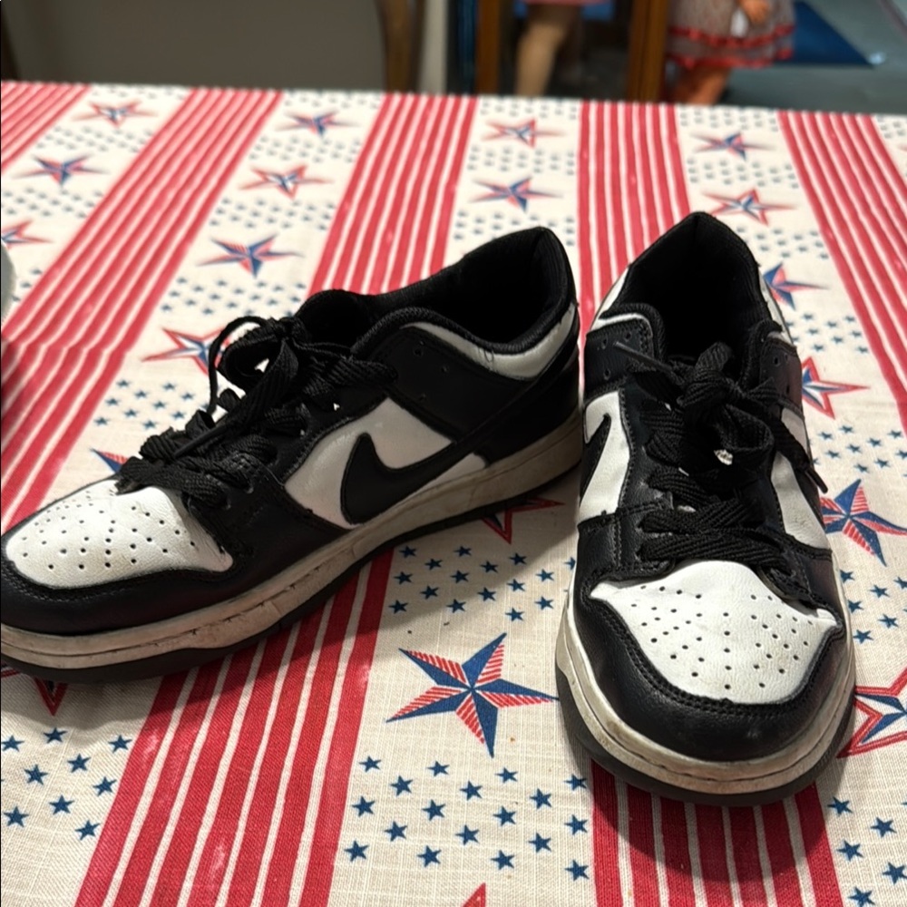Nike Black and White Athletic Shoes